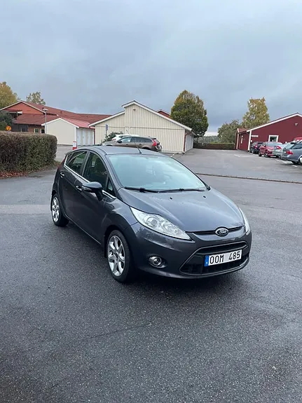 Ford Fiesta 2010 photo 4