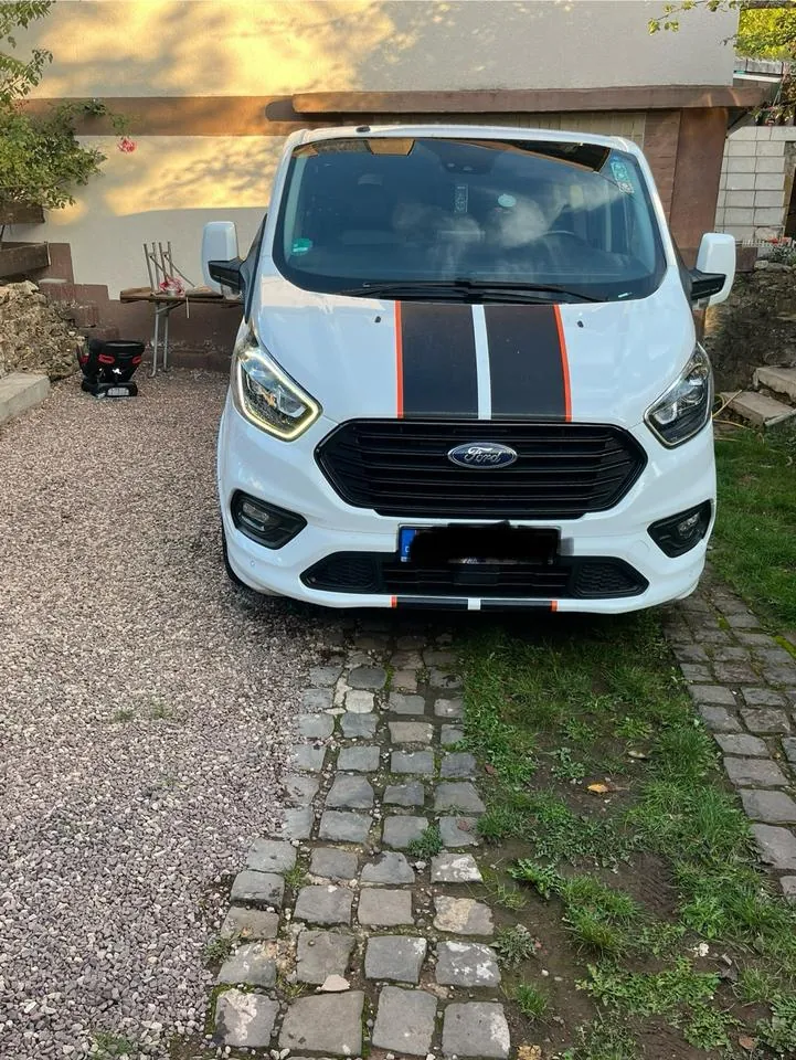 Ford Tourneo Custom