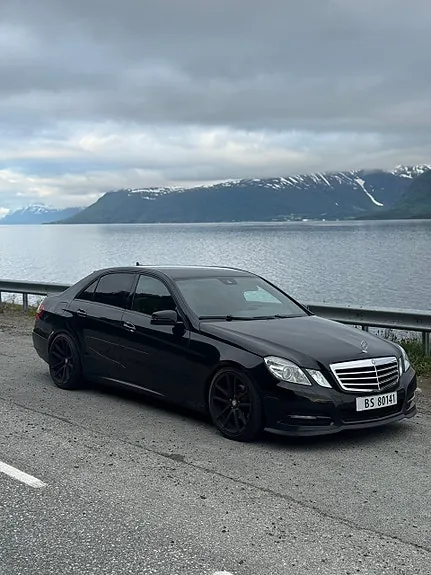 Mercedes-Benz E200 D 2012 photo 5