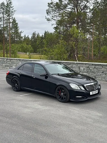 Mercedes-Benz E200 D 2012 photo 3