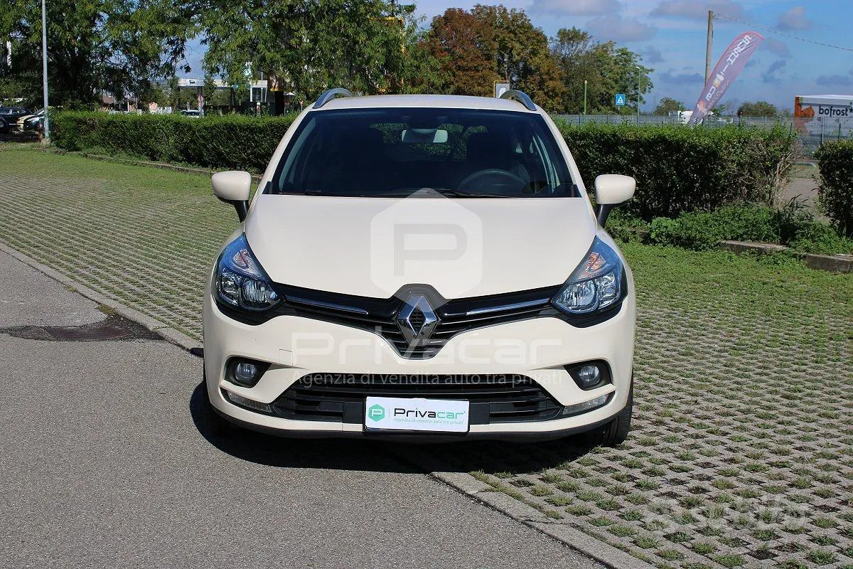 Renault Clio 2018 photo 2