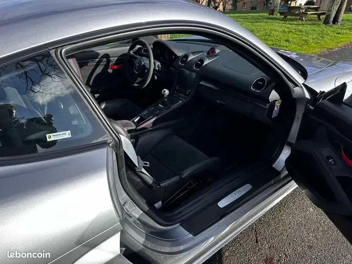 Porsche Cayman 2020 photo 4