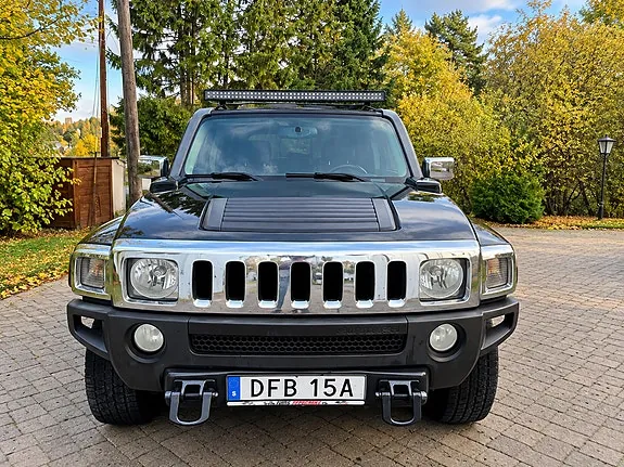 Hummer H3 2009 photo 2