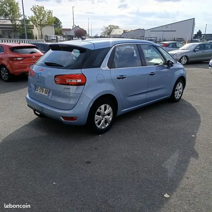 Citroen C4 Picasso 2015 photo 3