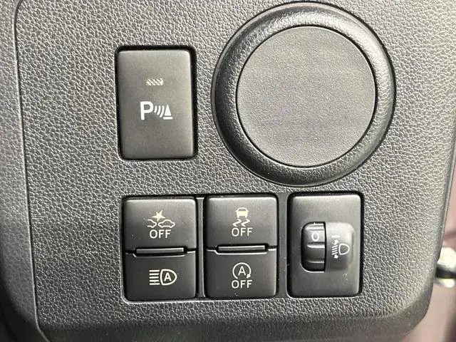 Daihatsu Mirae 2018 photo 5