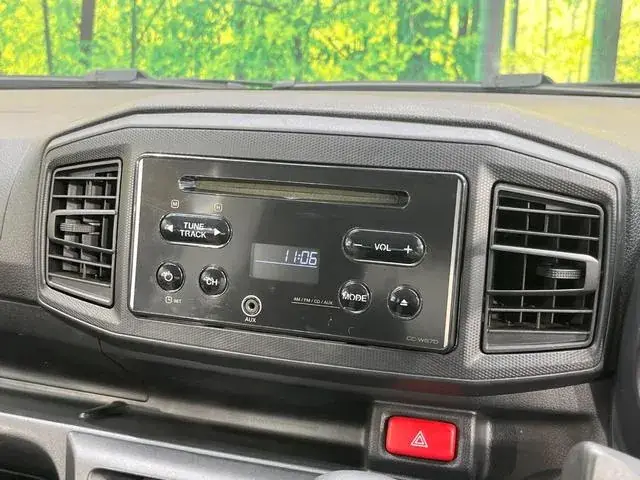 Daihatsu Mirae 2018 photo 3