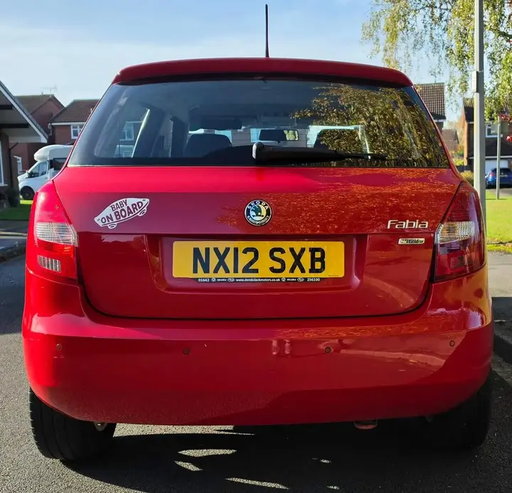 Skoda Fabia 2012 photo 3
