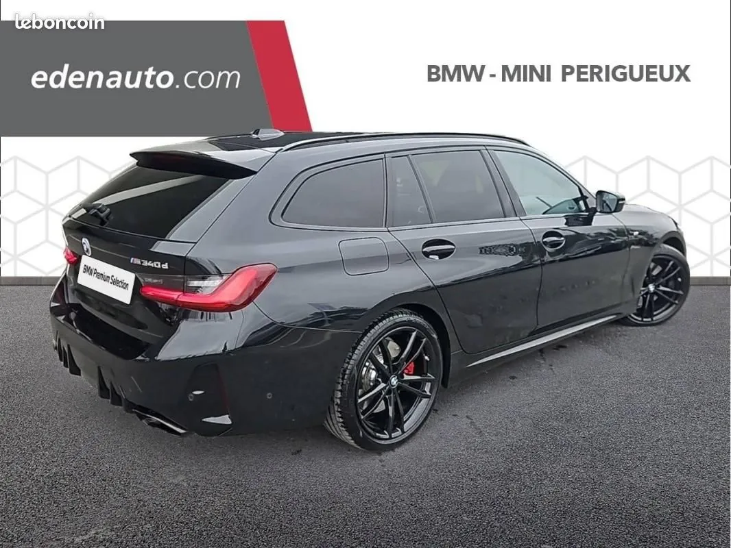 BMW 3 Series 2024 photo 2