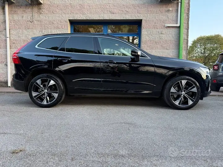 Volvo Xc60 2022 photo 2