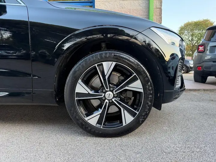 Volvo Xc60 2022 photo 3