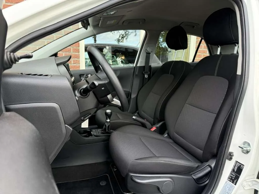 Kia Picanto 2021 photo 5