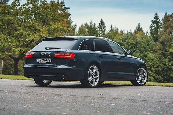 Audi A6 2012 photo 2