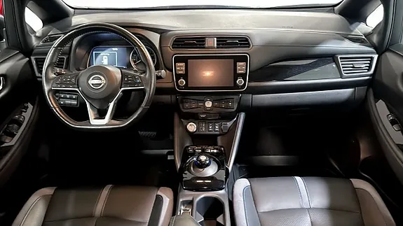 Nissan Leaf 2023 photo 4