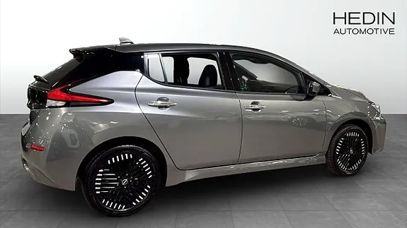 Nissan Leaf 2023 photo 2