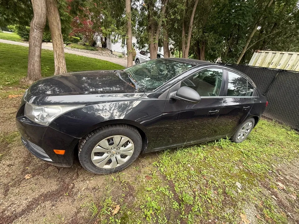 Chevrolet Cruze 2012 photo 2