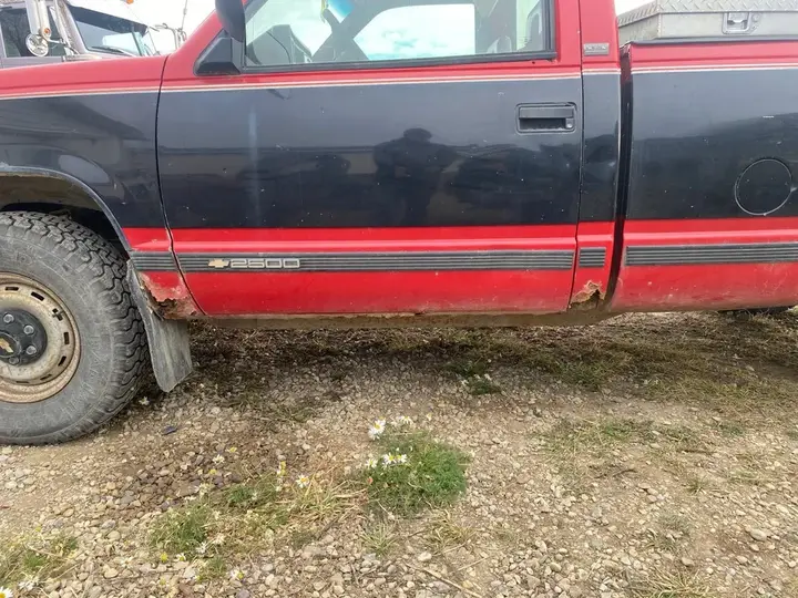 Chevrolet C/K Pickup 2500 1993 photo 4