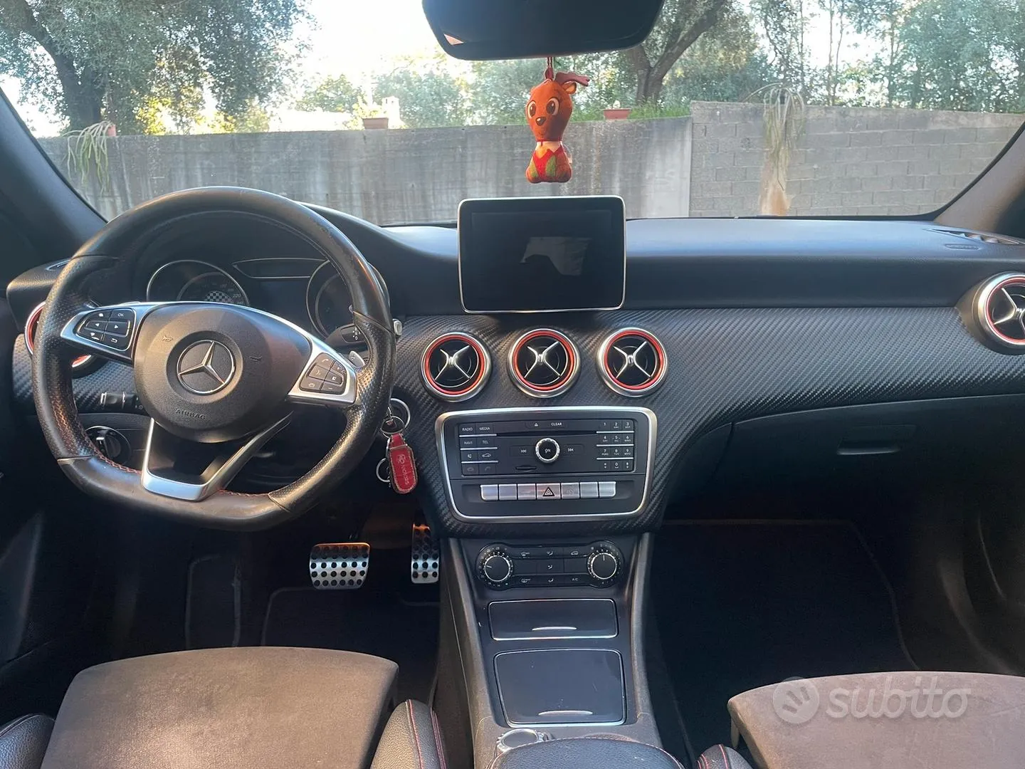 Mercedes-Benz A-Class 2015 photo 5
