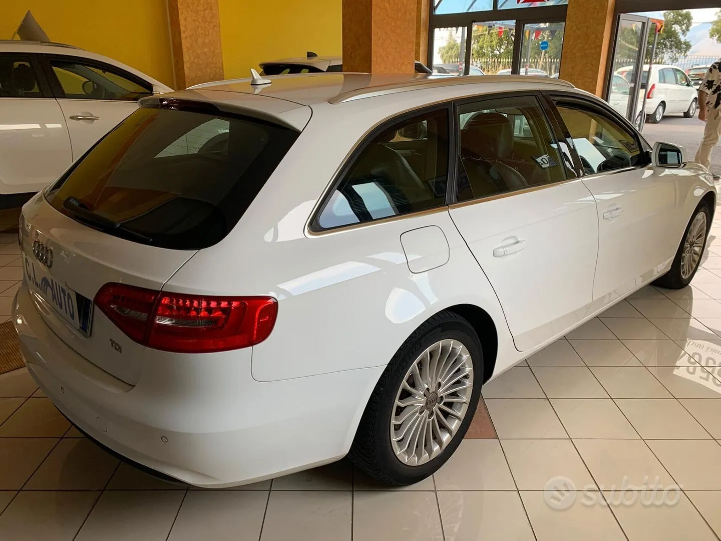 Audi A4 Avant 2014 photo 5