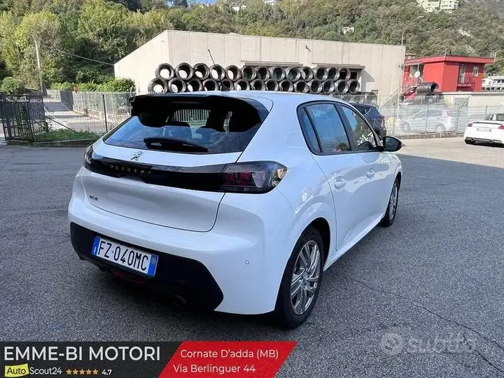 Peugeot 208 2020 photo 5