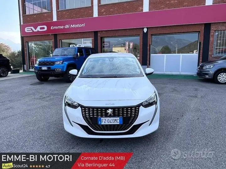 Peugeot 208 2020 photo 2