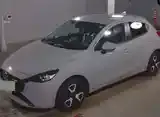 Mazda 2 2023 photo 2