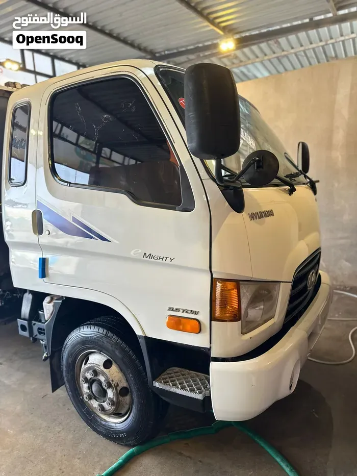 Hyundai Mighty