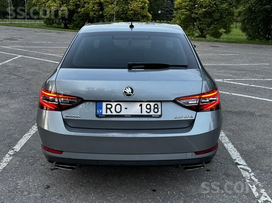 Skoda Superb 2016 photo 5