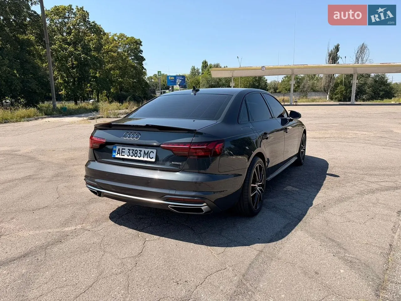 Audi A4 2020 photo 2