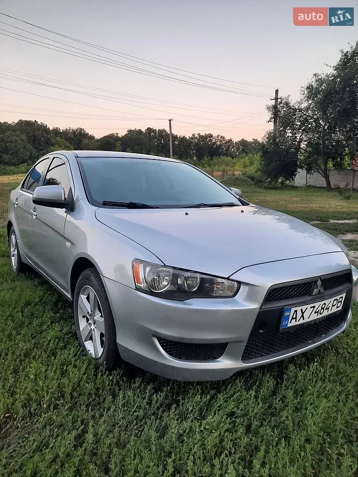 Mitsubishi Lancer