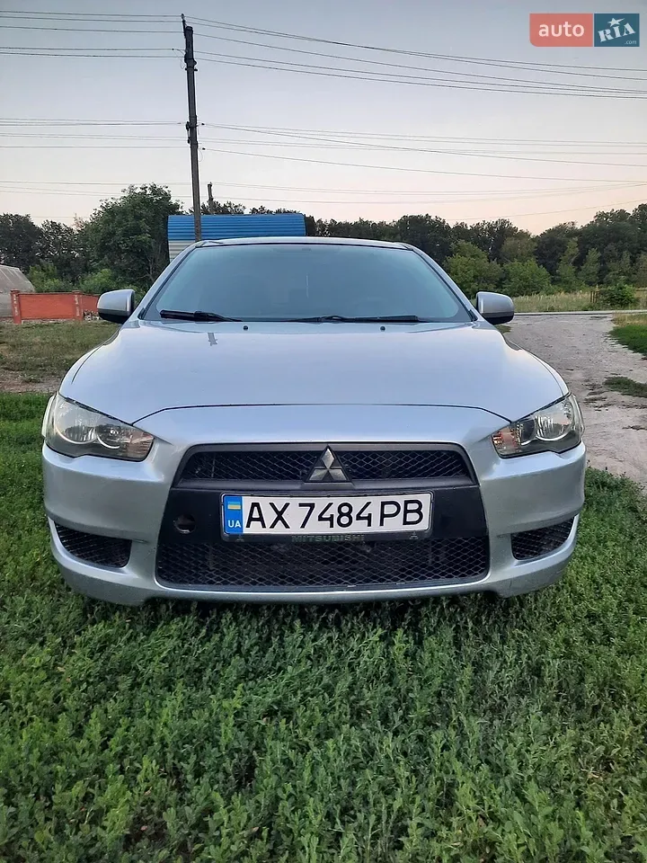 Mitsubishi Lancer