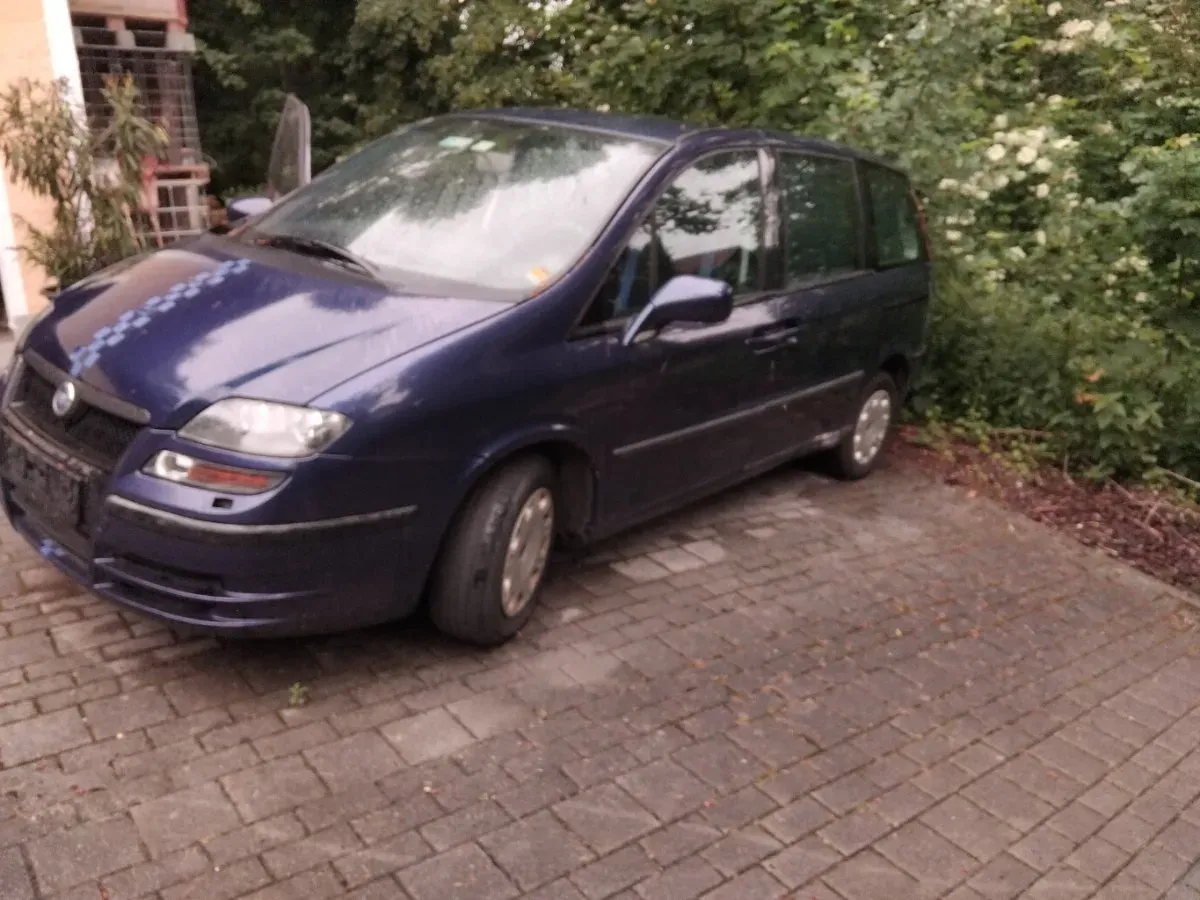 Fiat Ulysse 2002 photo 2