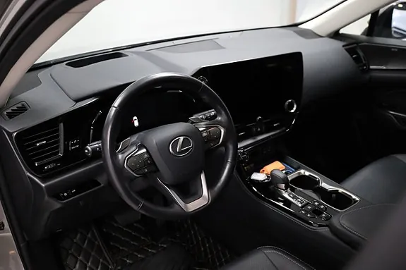 Lexus Nx450H+ 2023 photo 5