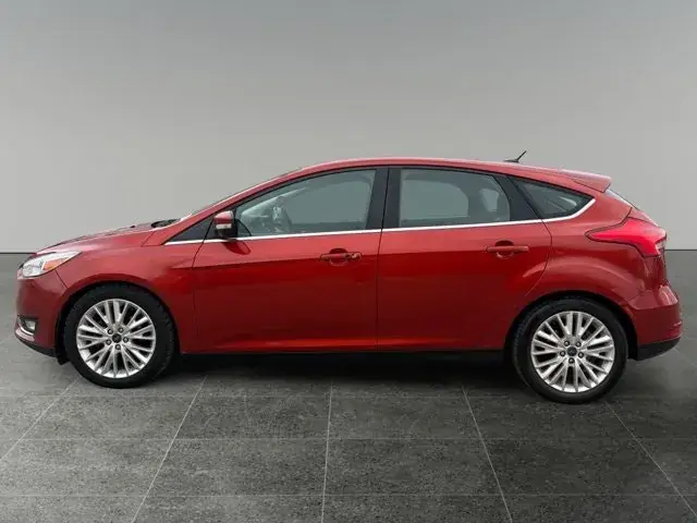 Ford Focus 2018 photo 2