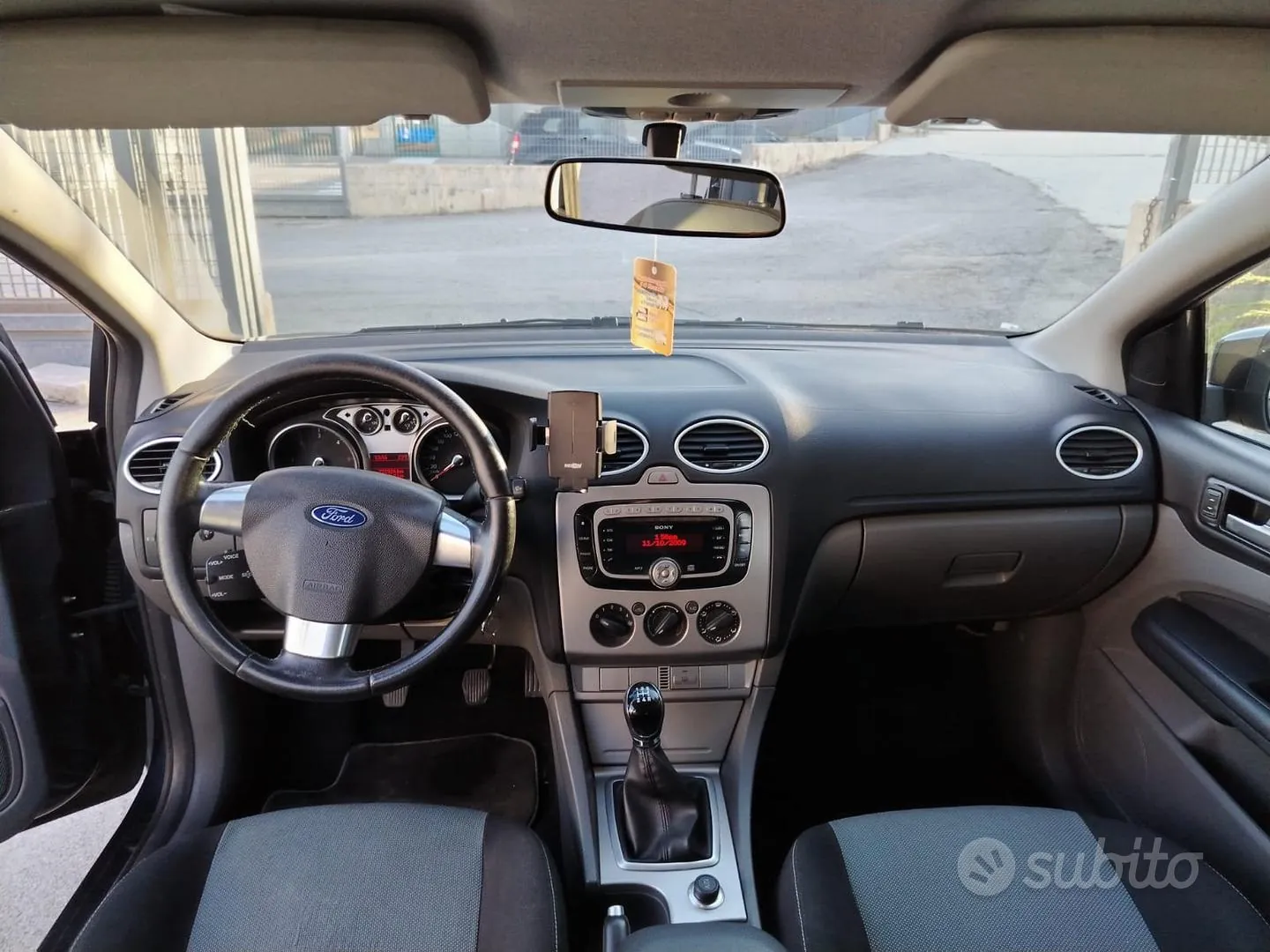 Ford Focus 2009 photo 4