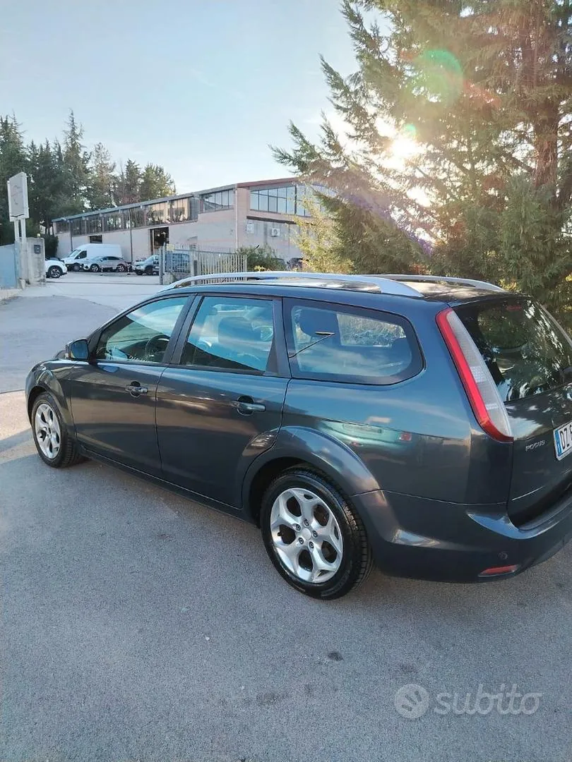 Ford Focus 2009 photo 5