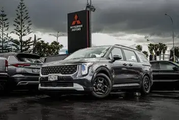 Kia Carnival 2024 photo 2