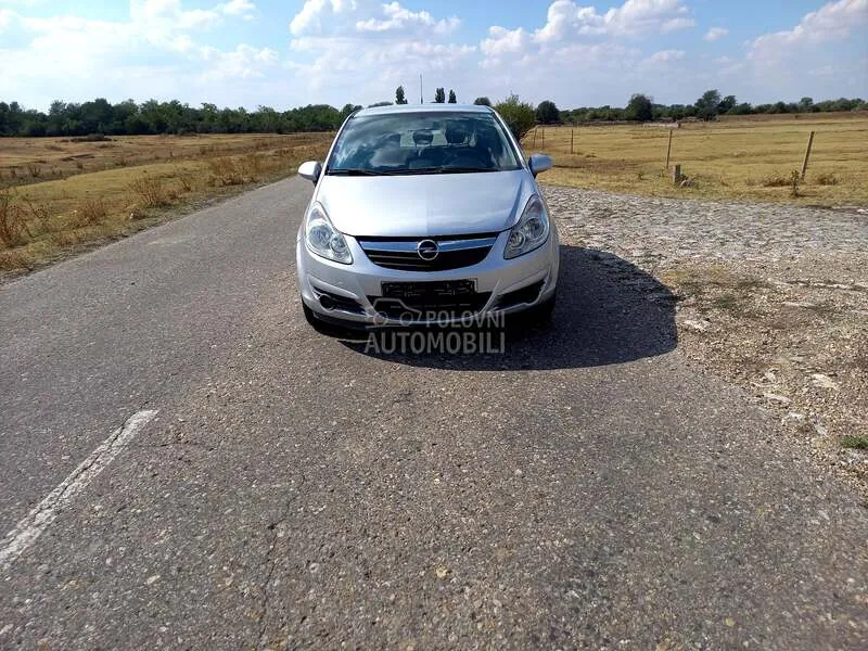 Opel Corsa D 2009 photo 4