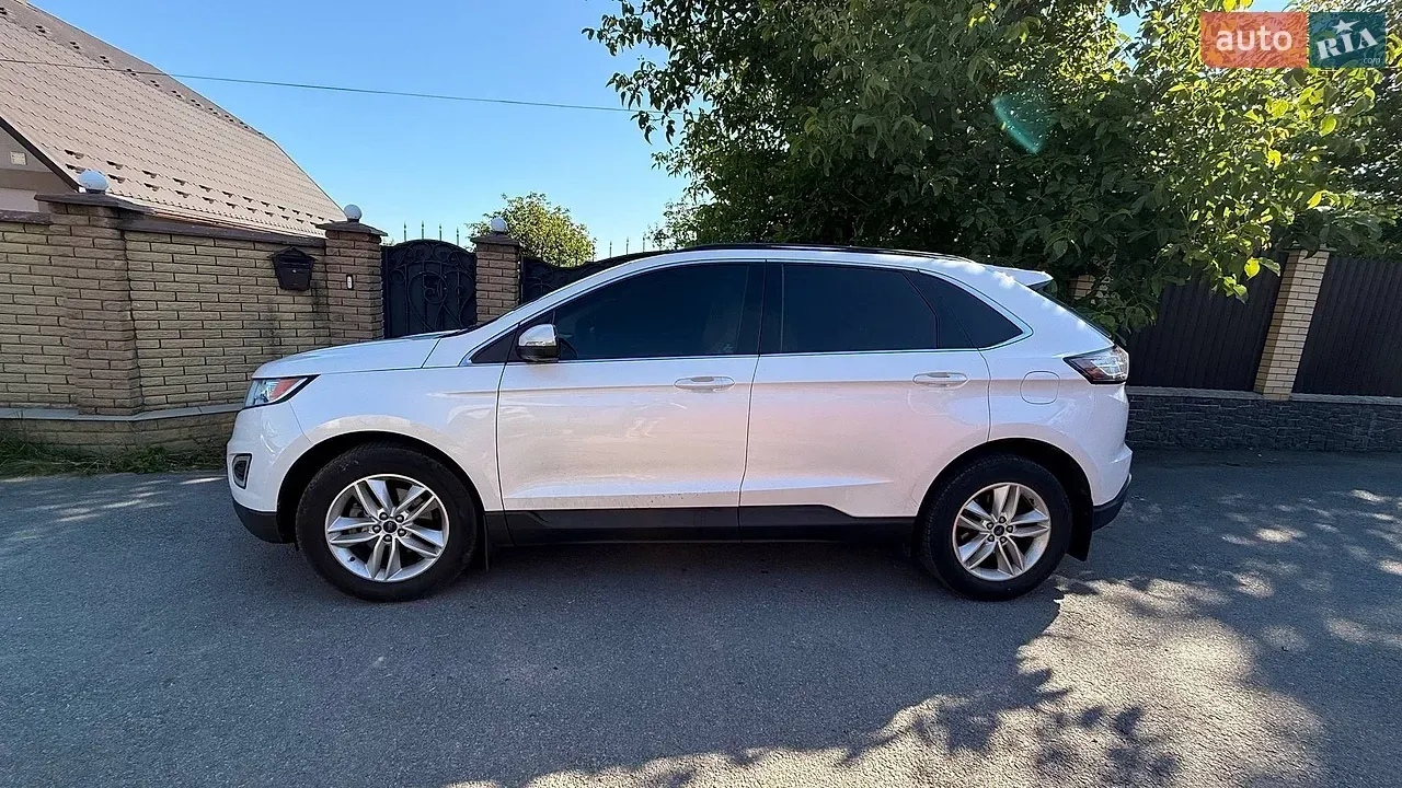 Ford Edge 2016 photo 2