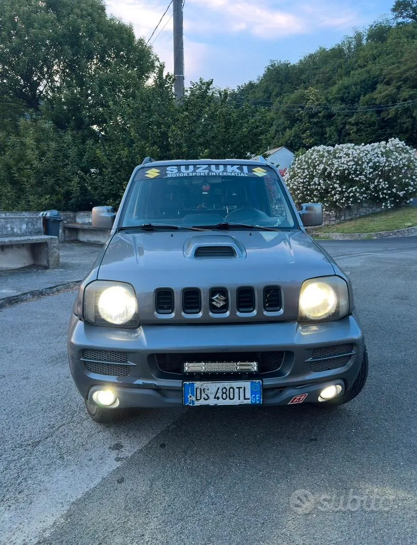 Suzuki Jimny 2008 photo 2