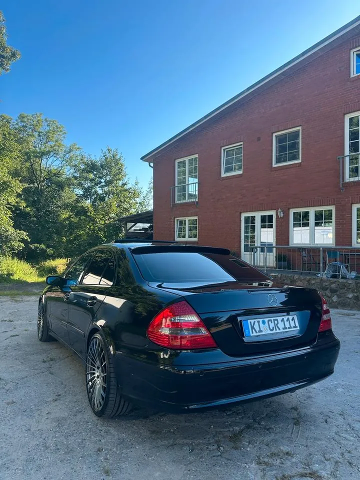 Mercedes-Benz E280