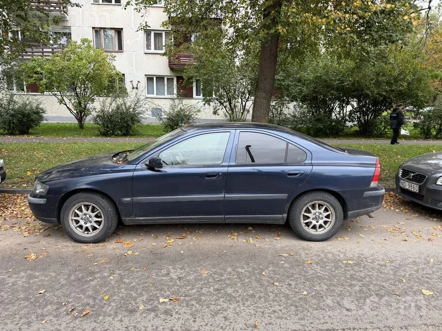 Volvo S60 2004 photo 2