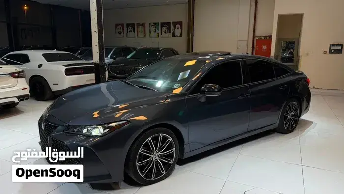 Toyota Avalon 2022 photo 2