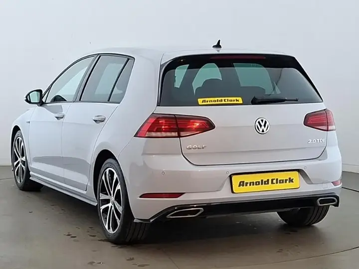 Volkswagen Golf 2017 photo 2