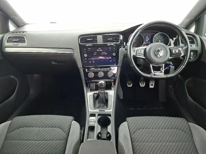 Volkswagen Golf 2017 photo 3
