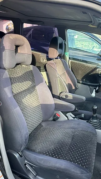 Subaru Forester 2002 photo 3