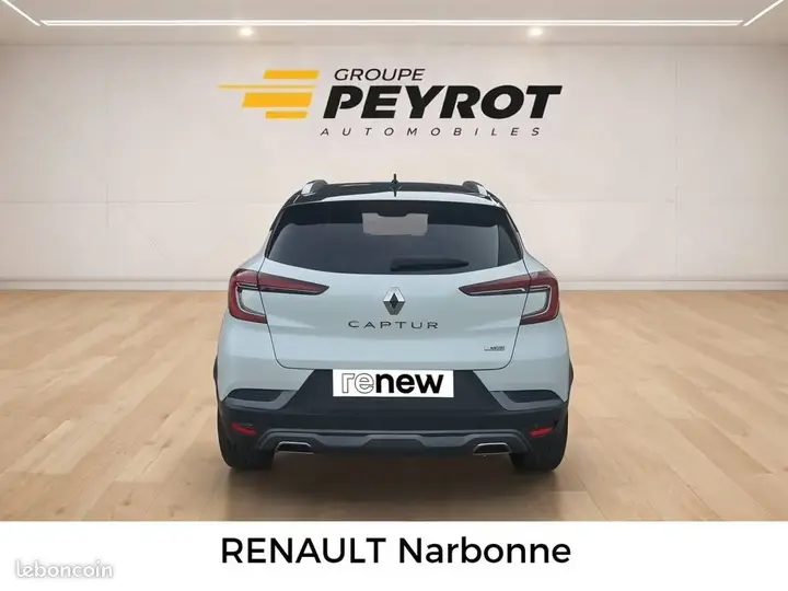 Renault Captur 2023 photo 4
