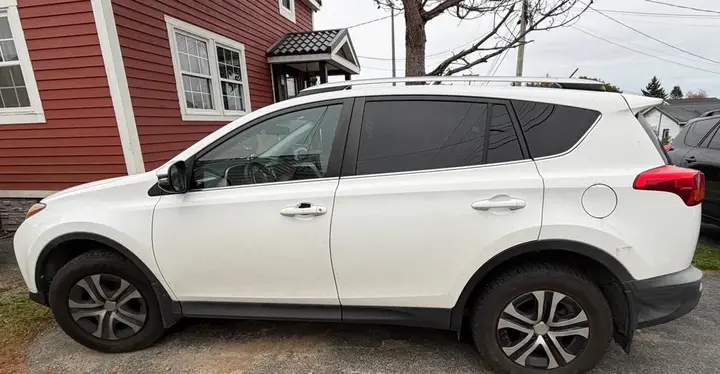 Toyota Rav4 2015 photo 5