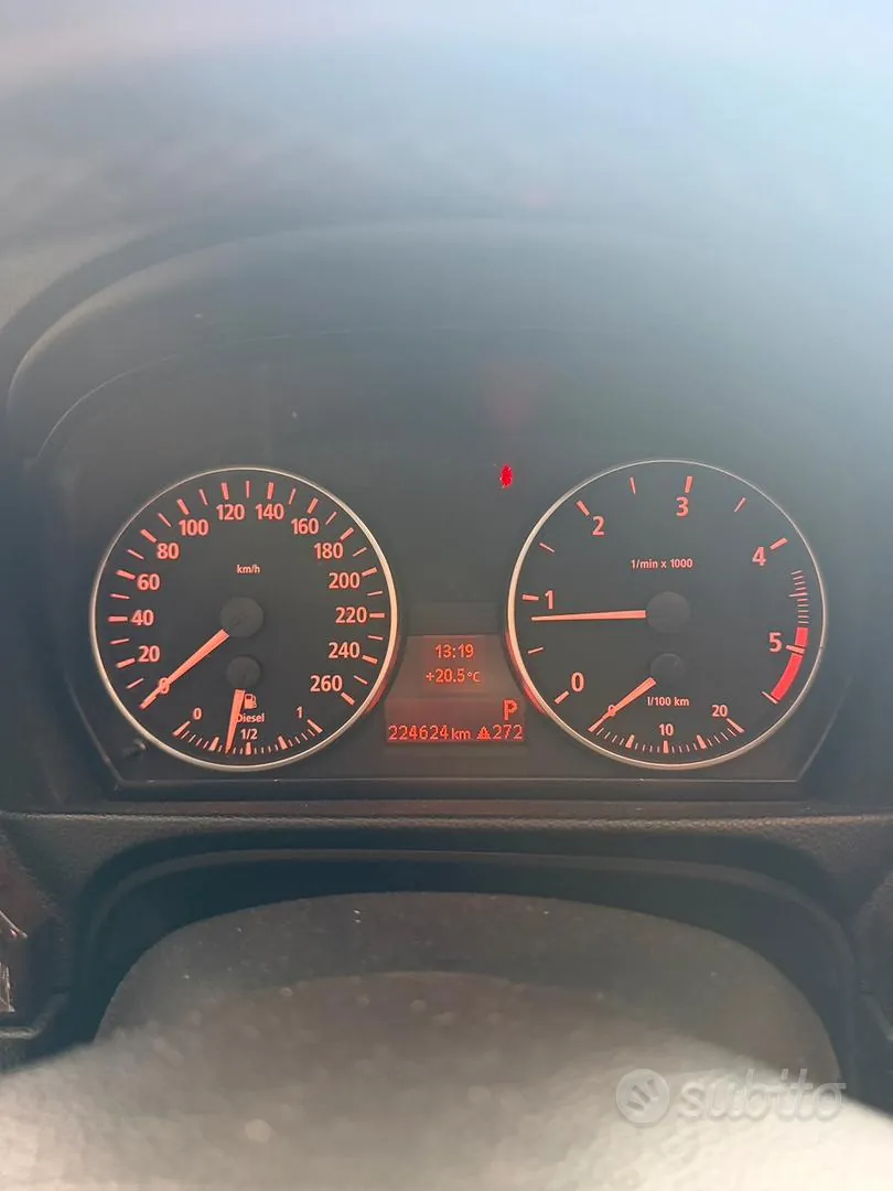 BMW 320D 2006 photo 2