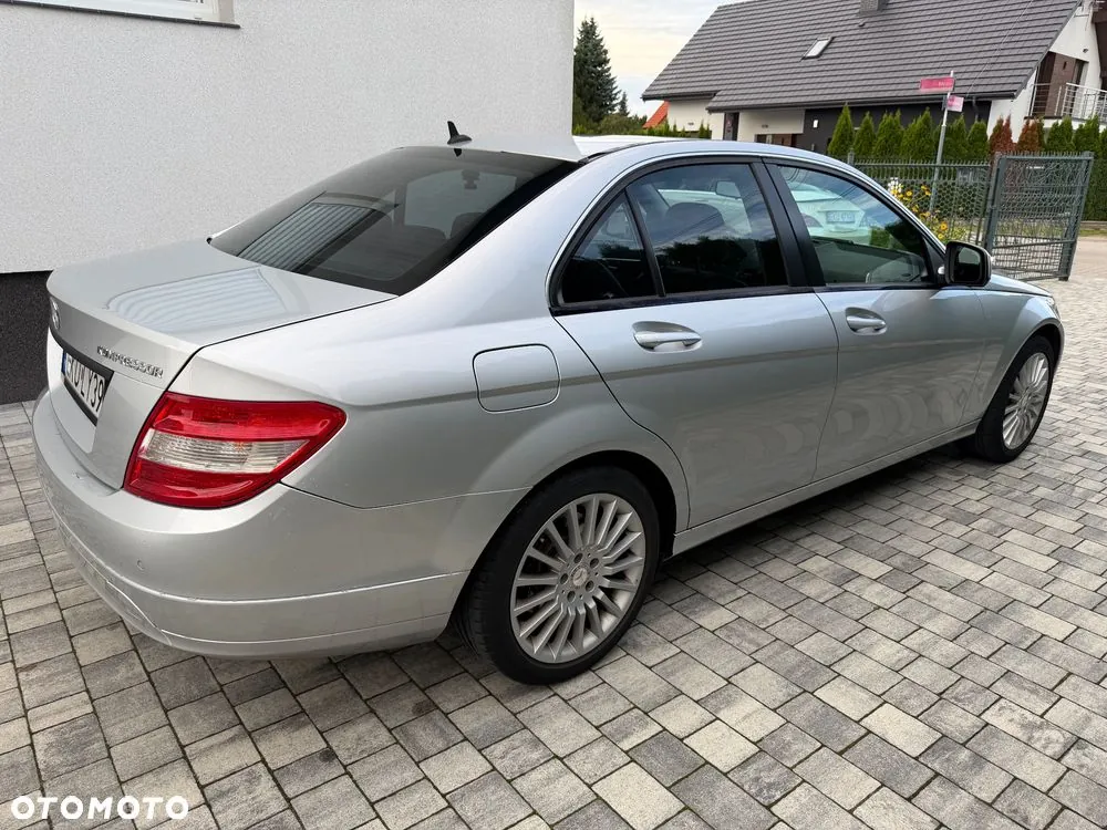 Mercedes-Benz C-Class 2007 photo 4