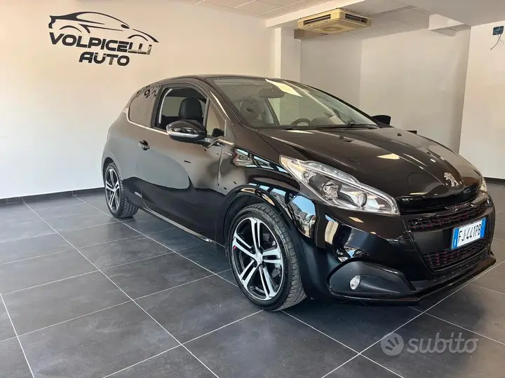 Peugeot 208 2017 photo 3